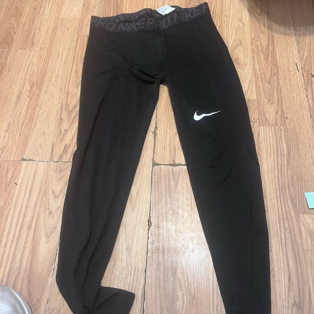 Black Nike Pros